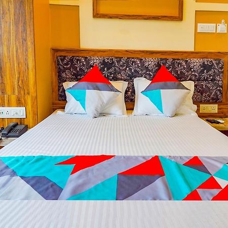 Fabhotel Quest - Nr Quest Mall Колката Екстериор снимка